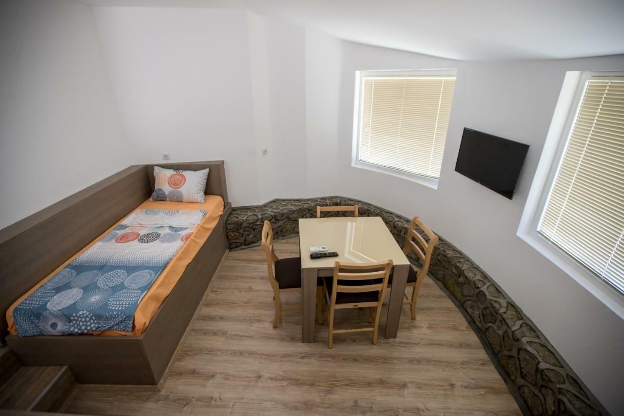 View Topia Apartments オフリド エクステリア 写真